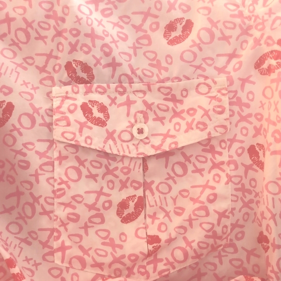 ❤️ Lilly Pulitzer kisses button down shirt xl - Picture 5 of 5